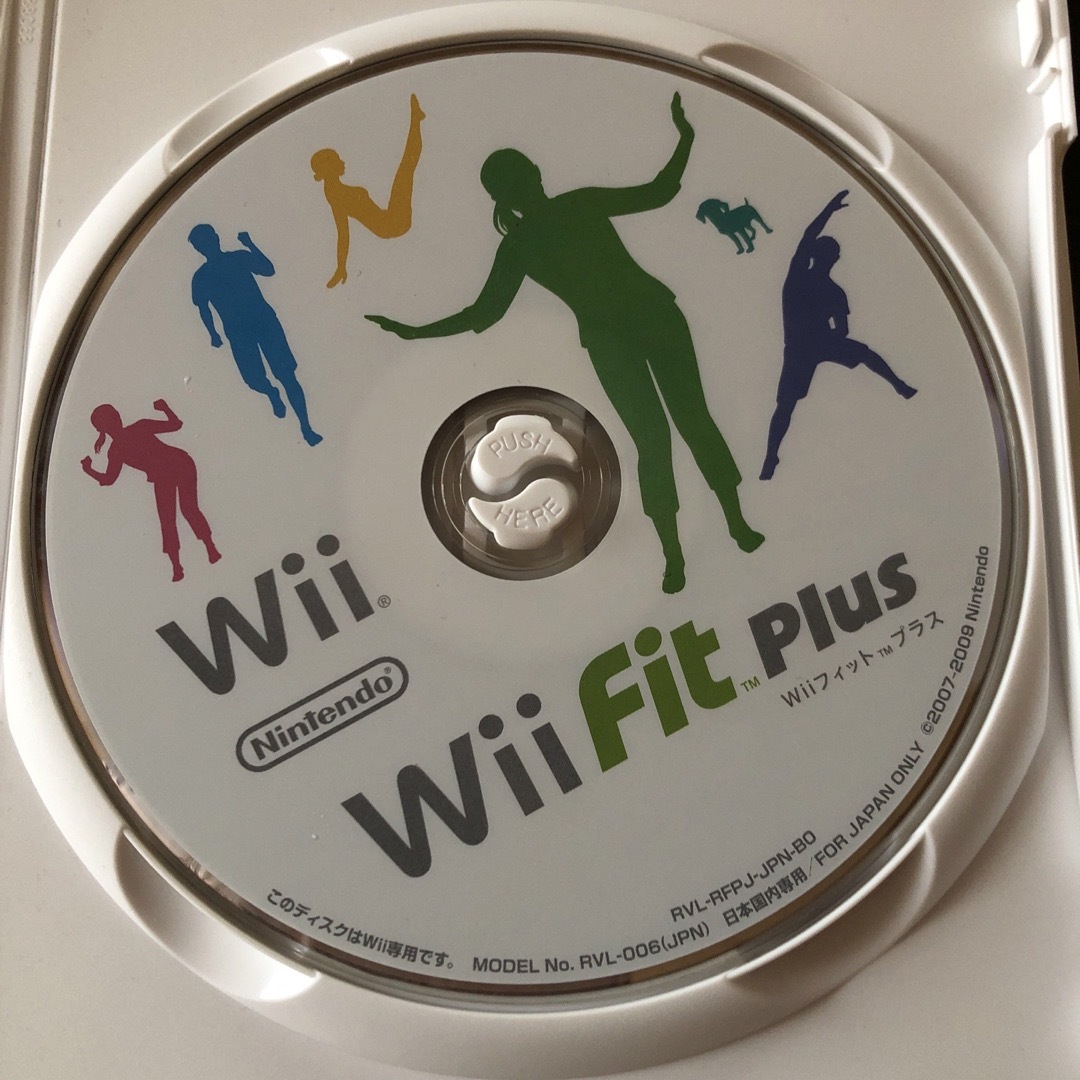 Wii fit plus  フィット　プラス エンタメ/ホビーのゲームソフト/ゲーム機本体(家庭用ゲームソフト)の商品写真