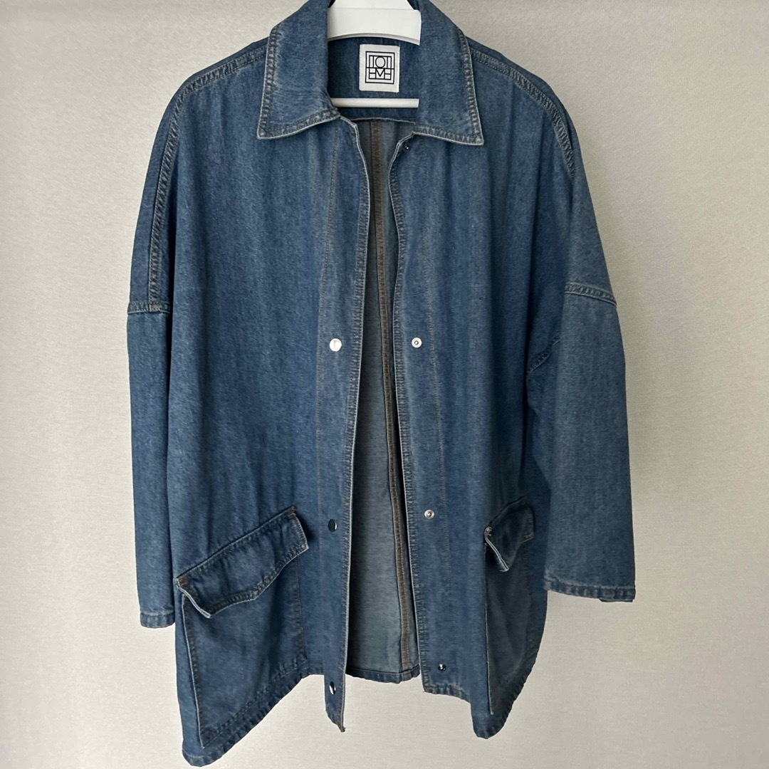 TOTEME(トーテム)のyoosei様専用　toteme denim overshirt jacket レディースのジャケット/アウター(Gジャン/デニムジャケット)の商品写真