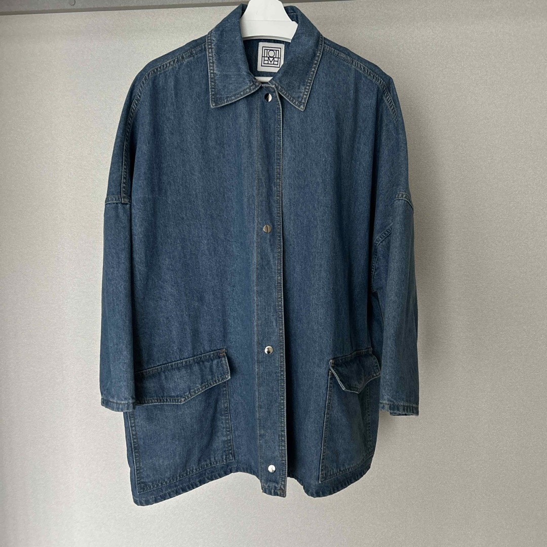 TOTEME(トーテム)のyoosei様専用　toteme denim overshirt jacket レディースのジャケット/アウター(Gジャン/デニムジャケット)の商品写真