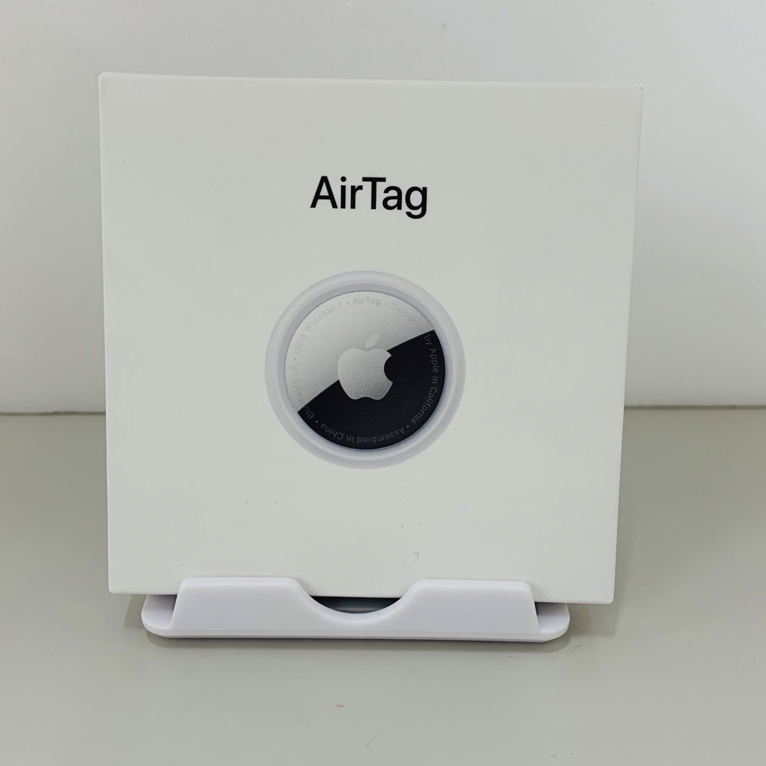 Apple - 【新品未開封】 純正品 AirTagの通販 by タカ ラクマ ショップ ...