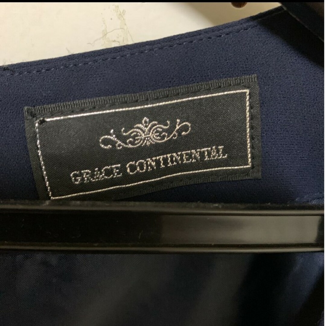 GRACE CONTINENTAL(グレースコンチネンタル)のグレースコンチネンタル 美品 ビジュー ワンピース 36 二次会 結婚式 謝恩会 レディースのワンピース(ひざ丈ワンピース)の商品写真