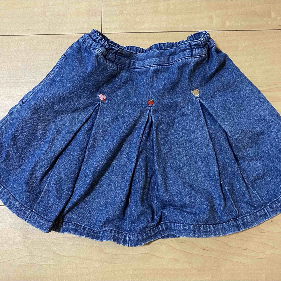 familiar(ファミリア)のfamiliar デニムスカート　110cm ファミリア  キッズ/ベビー/マタニティのキッズ服女の子用(90cm~)(スカート)の商品写真