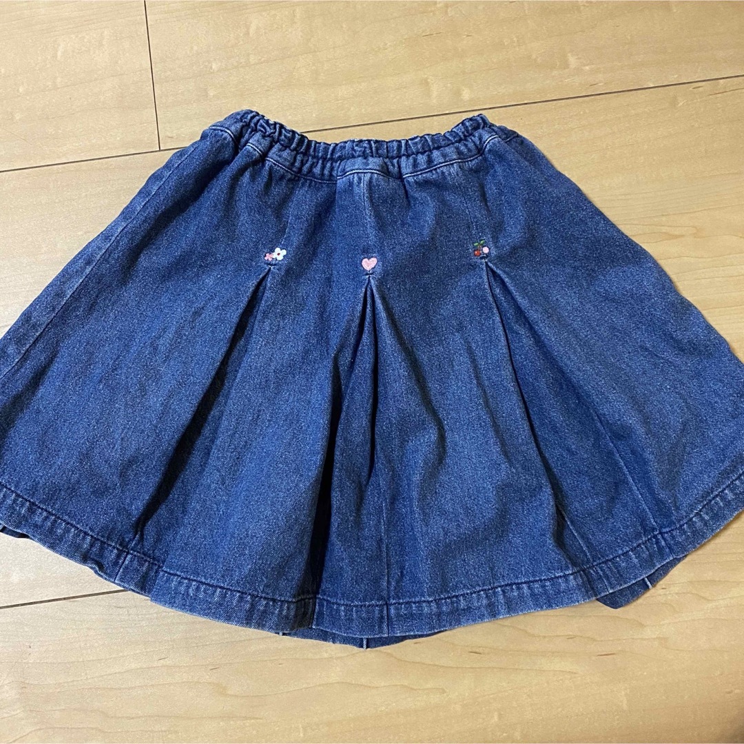 familiar(ファミリア)のfamiliar デニムスカート　110cm ファミリア  キッズ/ベビー/マタニティのキッズ服女の子用(90cm~)(スカート)の商品写真