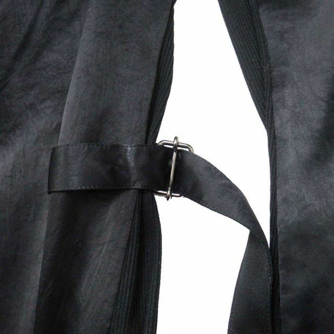 美品 バジュラ bajra サテン × リブ生地 フーデッドコート 2WAY レディースのジャケット/アウター(その他)の商品写真
