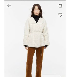 ザラ(ZARA)のH&M  ベルテッド フラッフィ ジャケット(ノーカラージャケット)