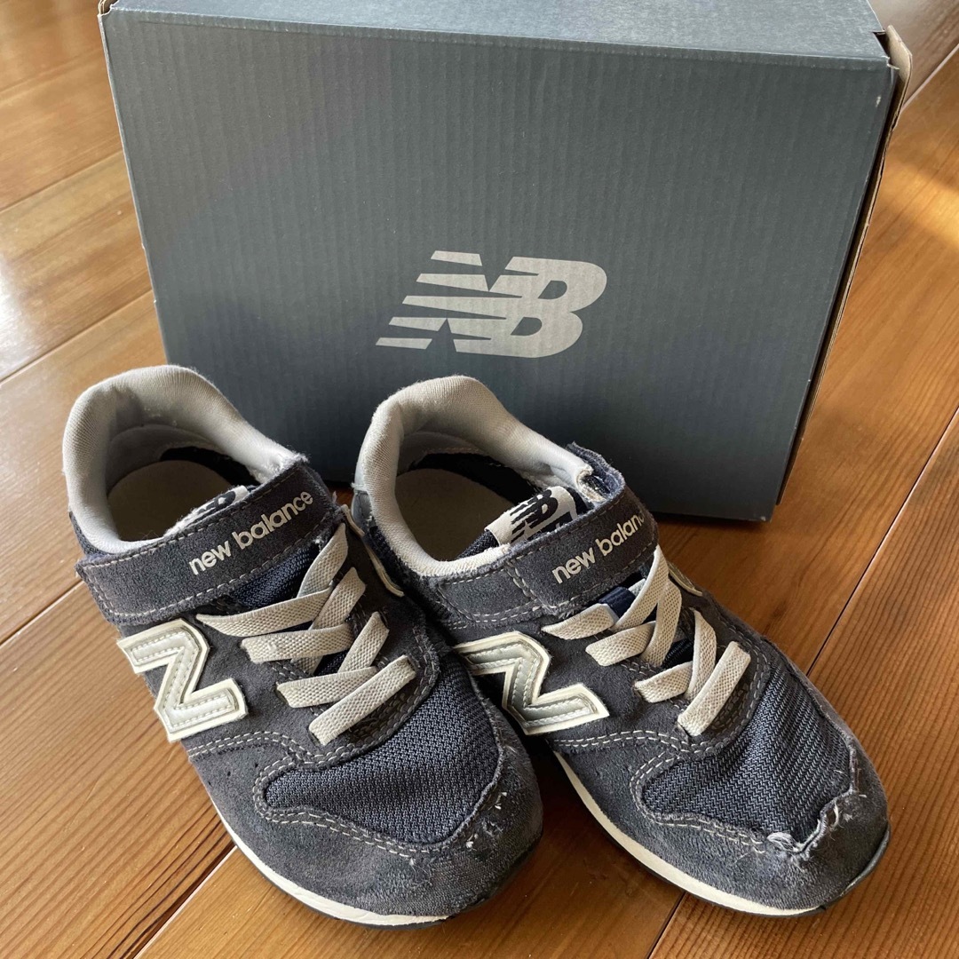 996（New Balance）(キュウキュウロク)のニューバランス996   18cm キッズ/ベビー/マタニティのキッズ靴/シューズ(15cm~)(スニーカー)の商品写真