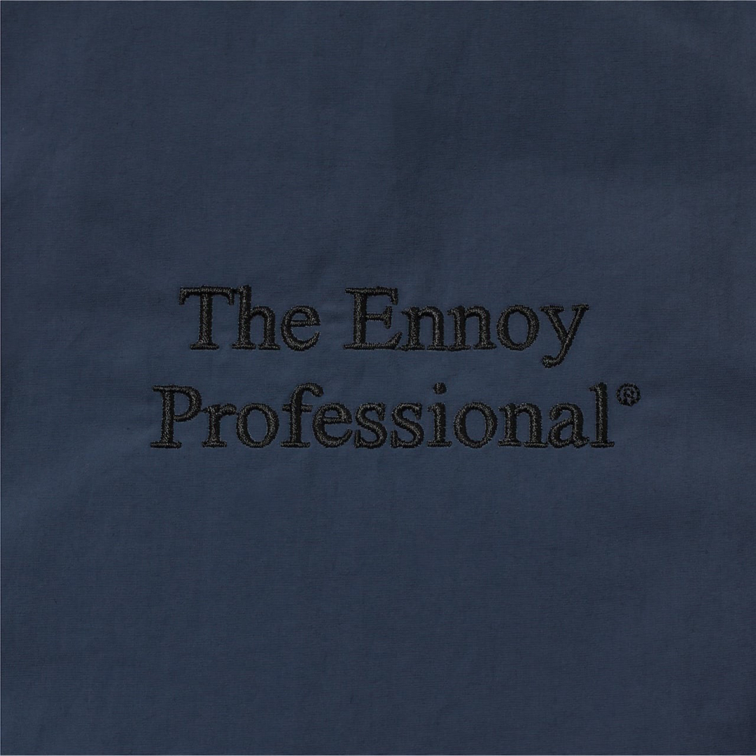 ennoy スタイリスト私物　シャカシャカ　2024 中綿ナイロン　ネイビー メンズのジャケット/アウター(ナイロンジャケット)の商品写真