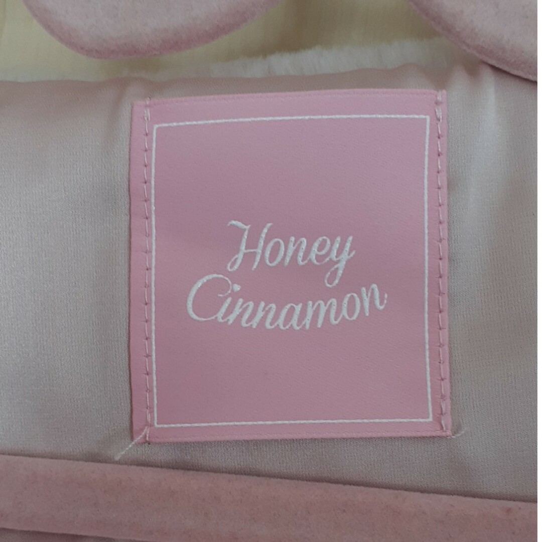 Honey Cinnamon(ハニーシナモン)のhoney cinnamon ピンクショートコート レディースのジャケット/アウター(毛皮/ファーコート)の商品写真