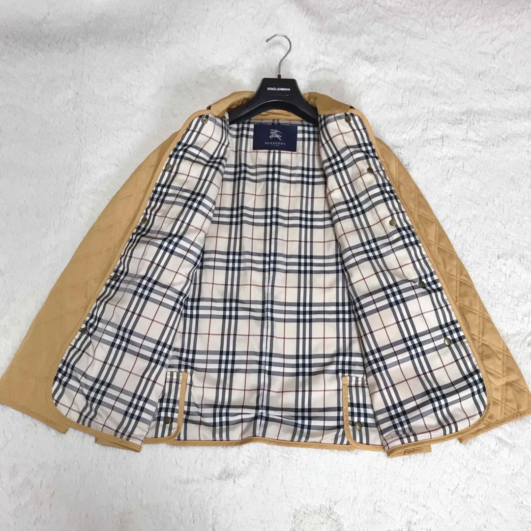 BURBERRY(バーバリー)の極美品 希少カラー BURBERRY キルティングジャケット ノバチェック  レディースのジャケット/アウター(ブルゾン)の商品写真