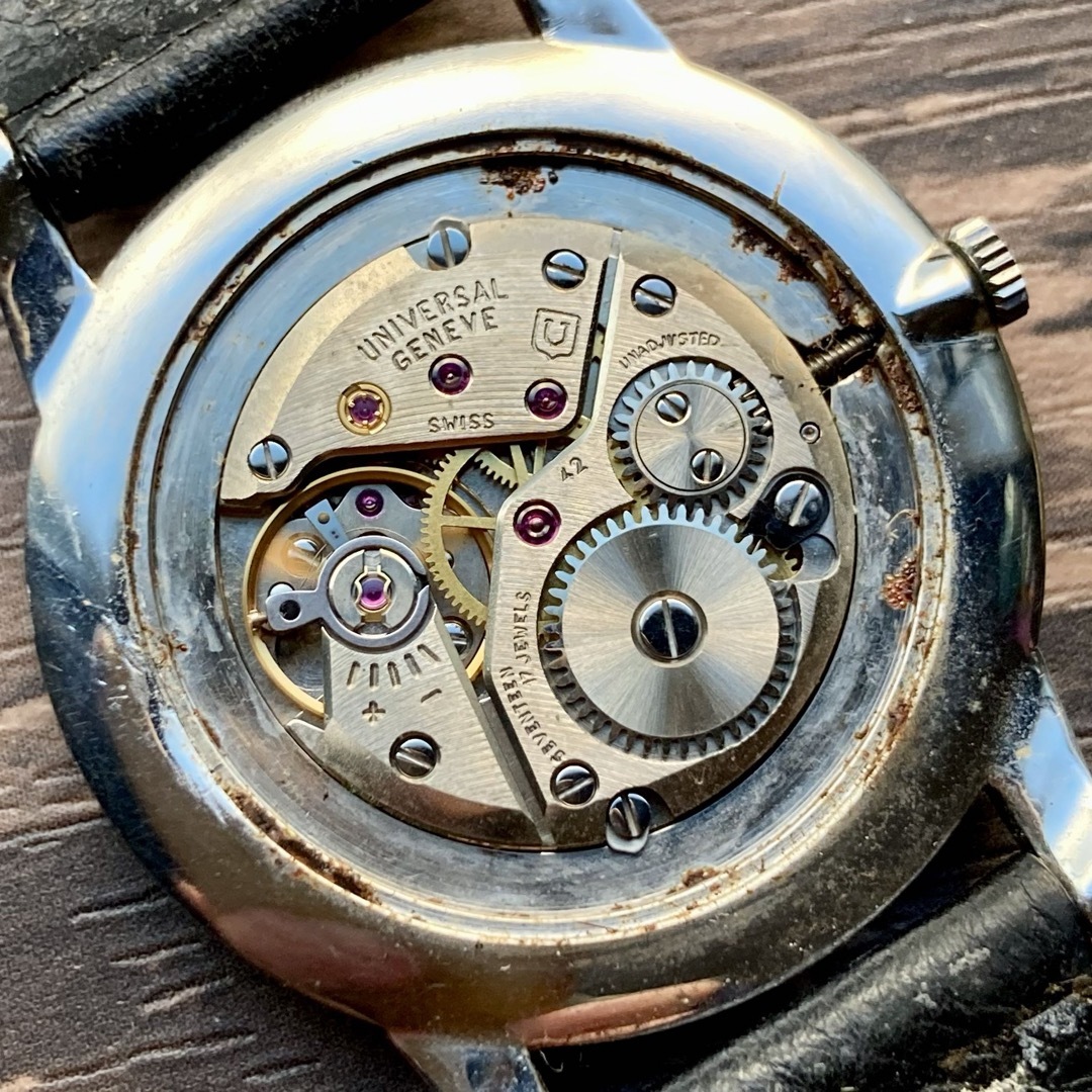 UNIVERSAL GENEVE(ユニバーサルジュネーブ)の【動作品】ユニバーサル・ジュネーブ アンティーク 腕時計 手巻き メンズ スイス メンズの時計(腕時計(アナログ))の商品写真