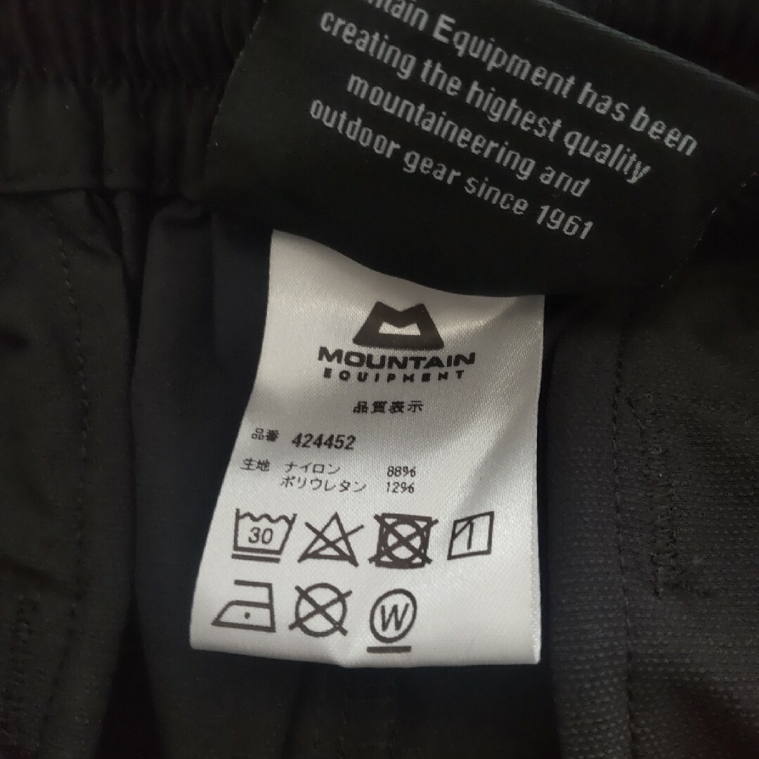 MOUNTAIN EQUIPMENT(マウンテンイクイップメント)の最終値下げ！未着用 MOUNTAIN EQUIPMENT/TECH PANTS スポーツ/アウトドアのアウトドア(登山用品)の商品写真