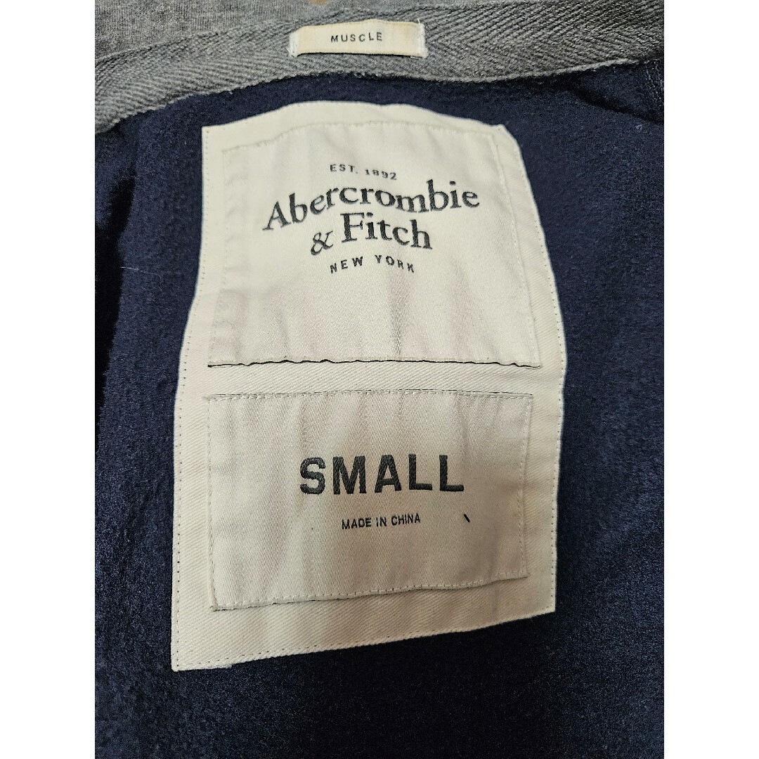 Abercrombie&Fitch(アバクロンビーアンドフィッチ)のAbercrombie&Fitchアバクロンビー＆フィッチパーカー メンズのトップス(パーカー)の商品写真