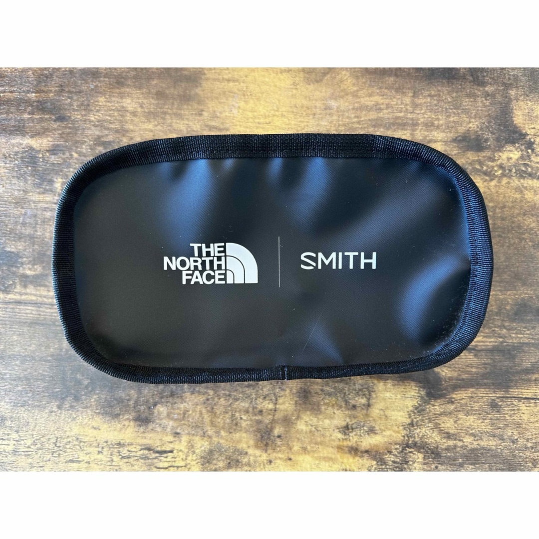 SMITH(スミス)のスノーボードゴーグル付属品　SMITH×TNF （本体無し）値下げしました！ スポーツ/アウトドアのスノーボード(アクセサリー)の商品写真