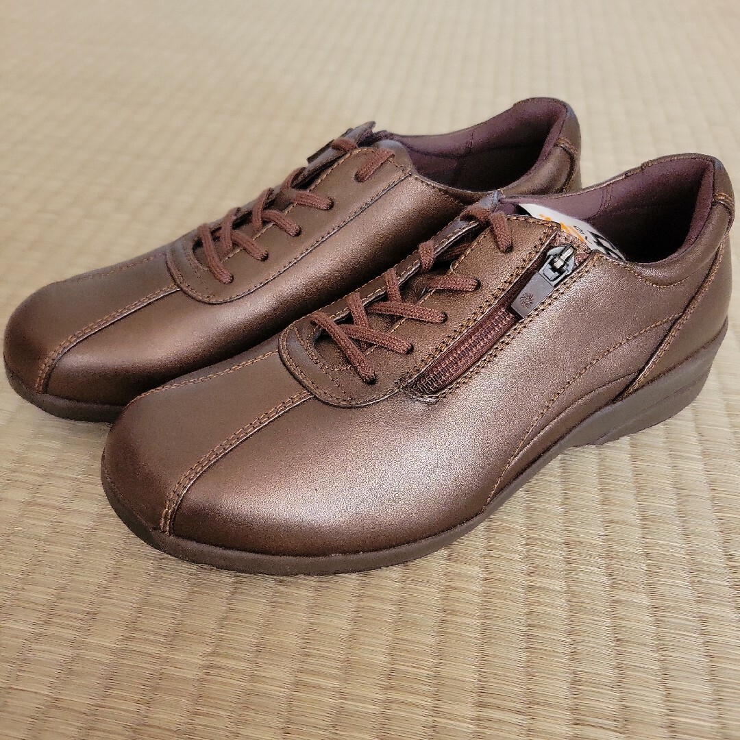 ASAHI Medical Walk（ASAHI SHOES）(アサヒメディカルウォーク)の【カプリコ様専用】アサヒメディカルウォーク　スニーカー　24.5 レディースの靴/シューズ(スニーカー)の商品写真