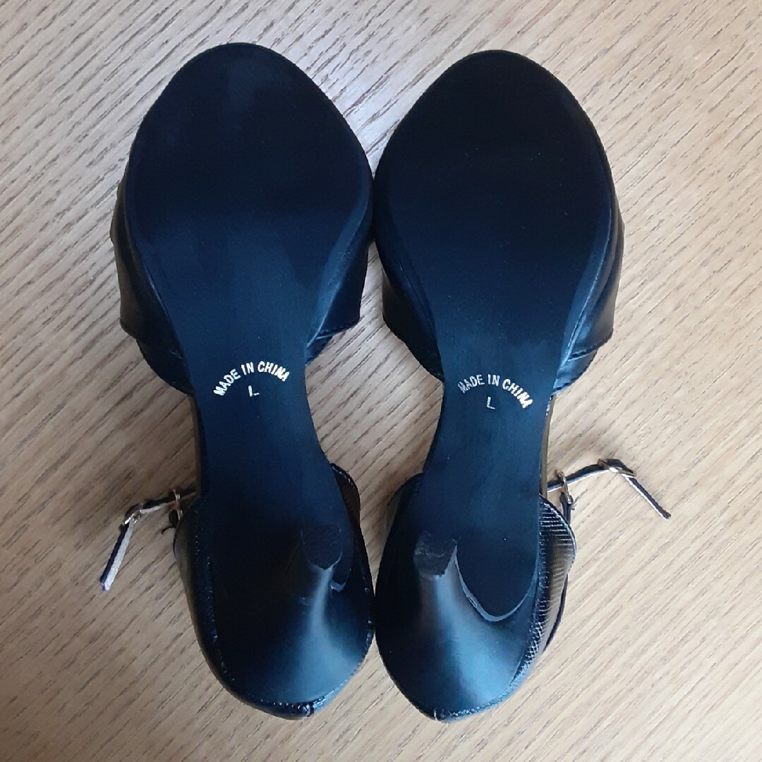 Fin(フィン)のFIN　黒　アンクルストラップパンプス　オープントゥ　ハイヒール8.5センチ レディースの靴/シューズ(ハイヒール/パンプス)の商品写真