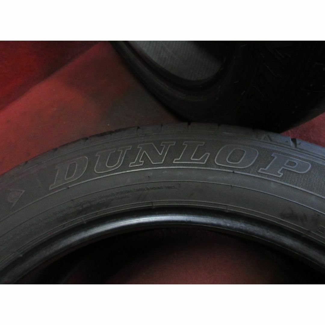 DUNLOP(ダンロップ)の中古タイヤ 2本  235/55R20 ダンロップ ★12977T 自動車/バイクの自動車(タイヤ)の商品写真