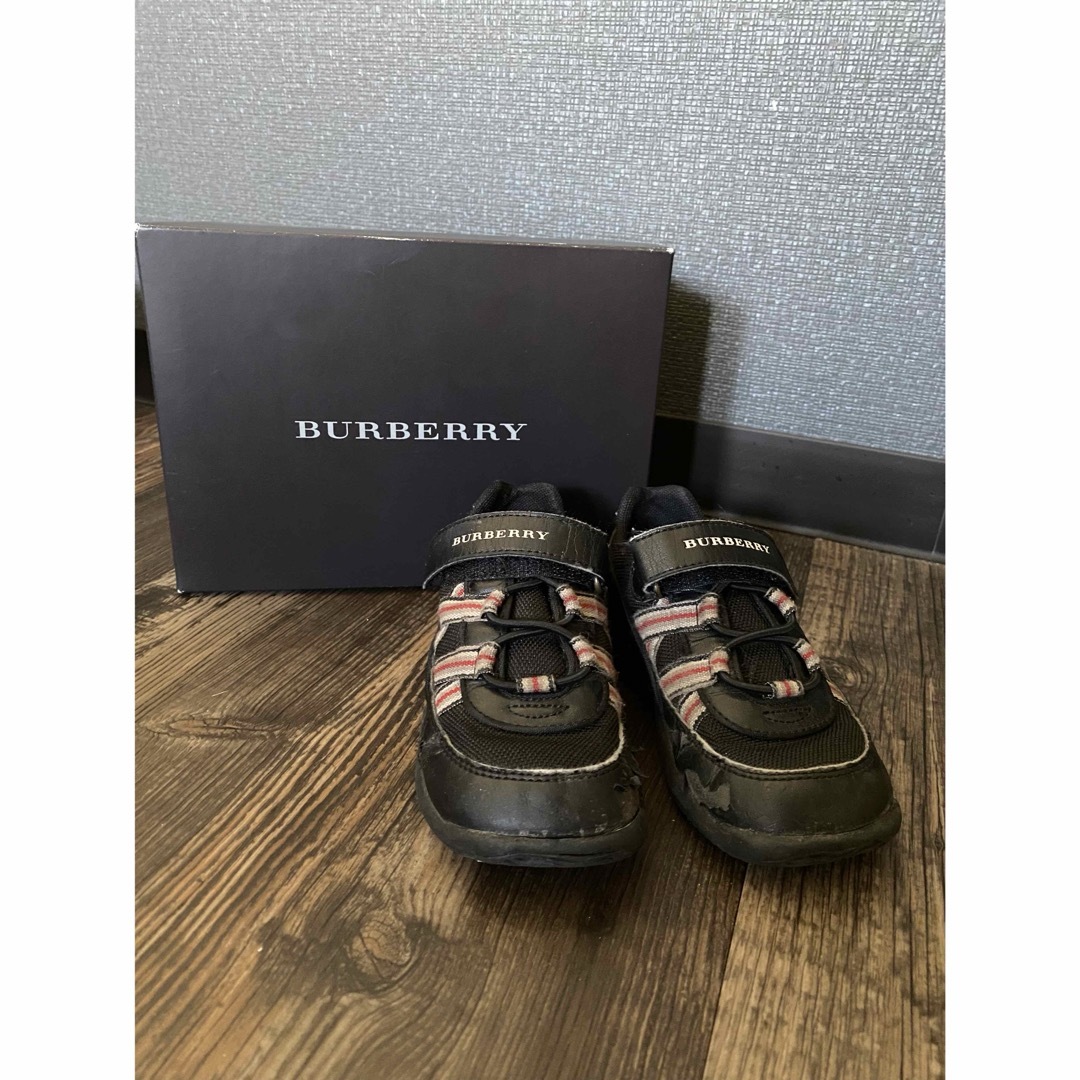 BURBERRY(バーバリー)のバーバリーBurberry キッズ靴 16センチ キッズ/ベビー/マタニティのキッズ靴/シューズ(15cm~)(スニーカー)の商品写真