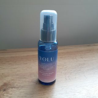 ヨル(YUL)のYOLUカームナイトリペアヘアオイル 80ml(オイル/美容液)