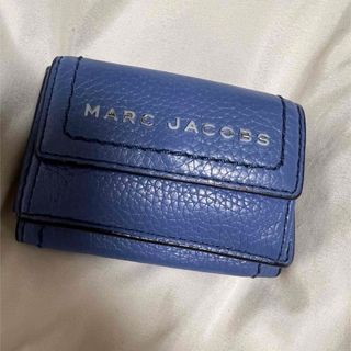 マークジェイコブス(MARC JACOBS)のマークジェイコブスミニ財布ブルー青三つ折り(財布)