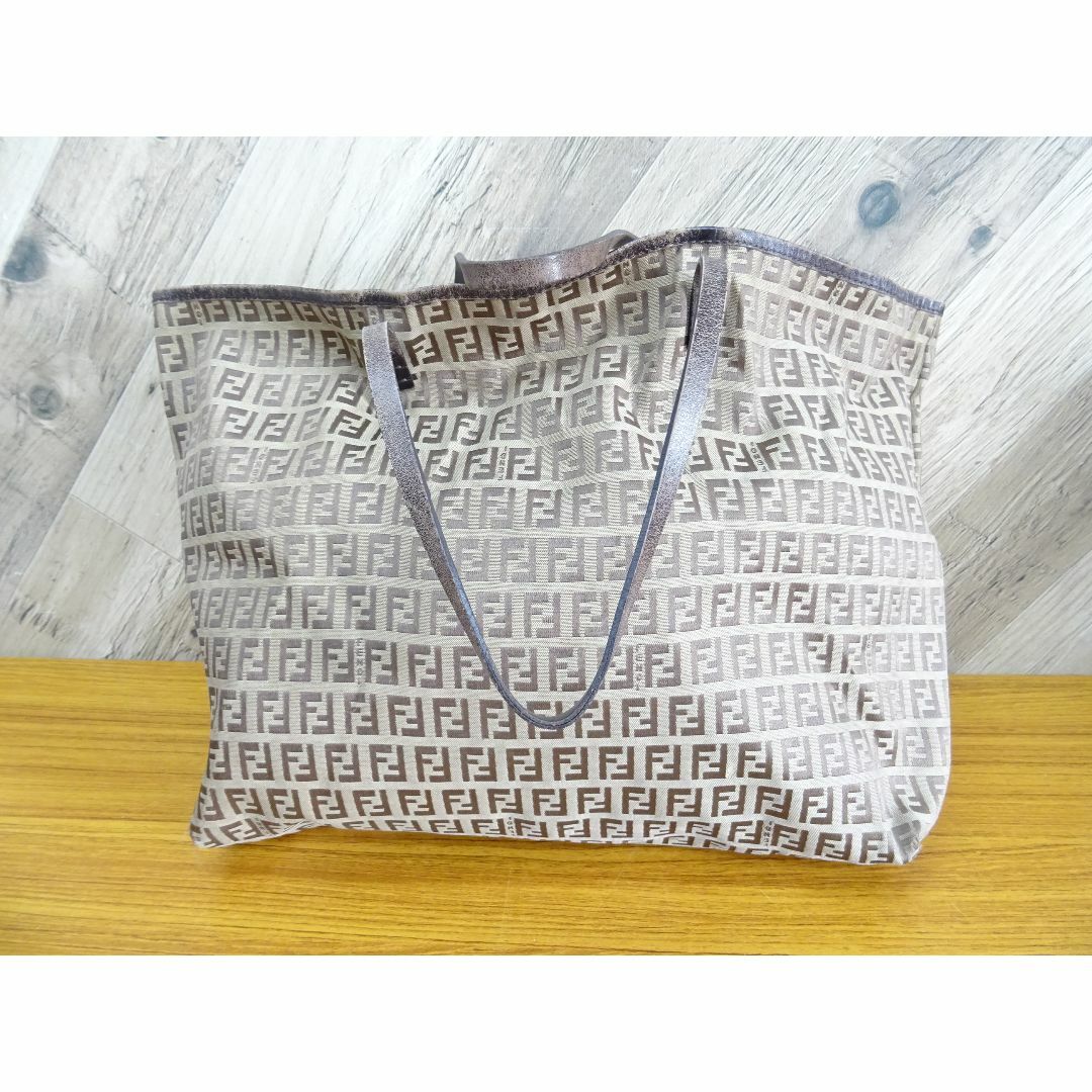 FENDI - K三003/ FENDI ズッカ キャンバス レザー トートバッグ