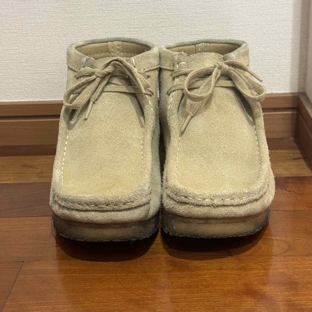 Clarks(クラークス)の【美品】クラークス Clarks ワラビー ブーツ ベージュ メンズの靴/シューズ(ブーツ)の商品写真