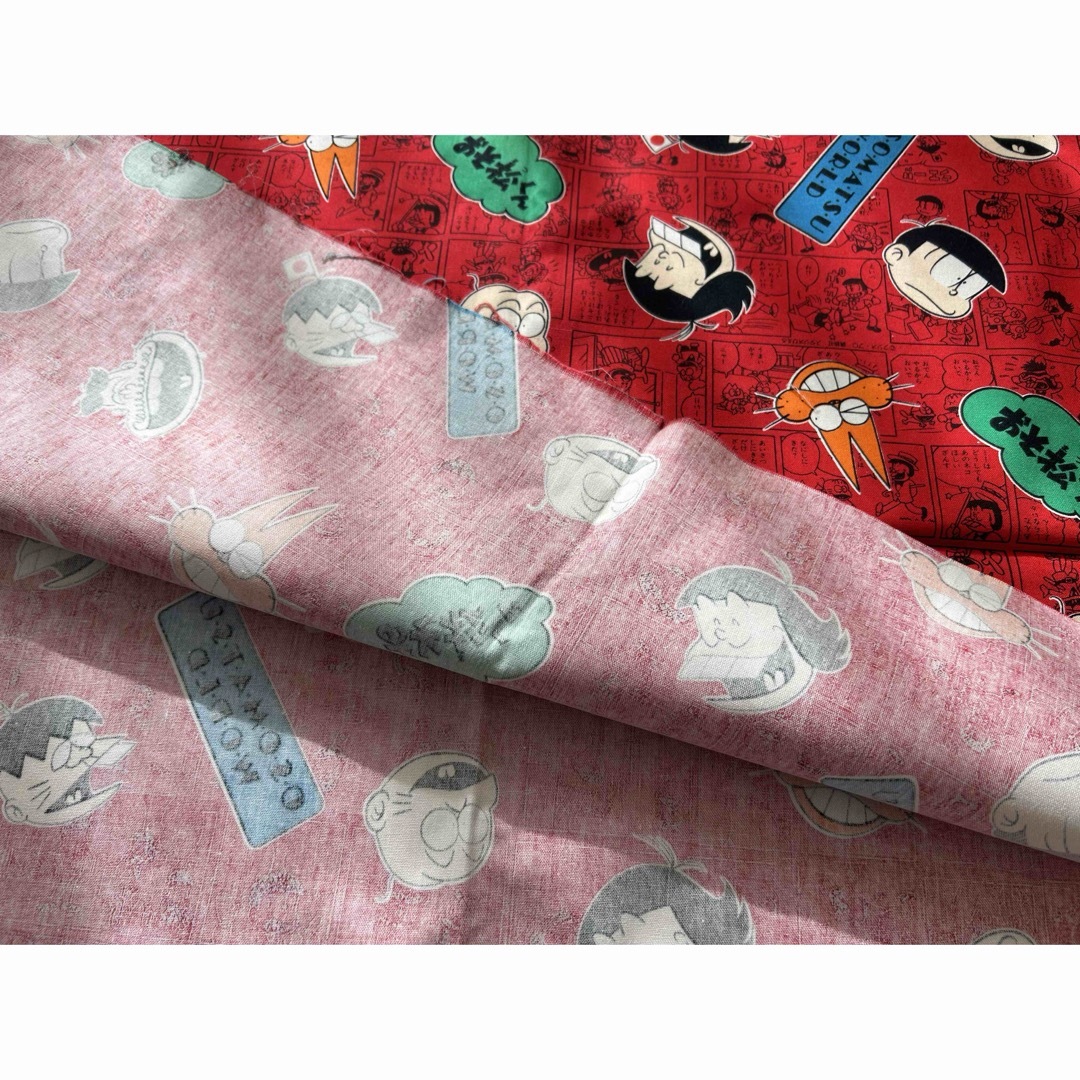 おそ松くん 裁縫用布 ハンドメイドの素材/材料(生地/糸)の商品写真