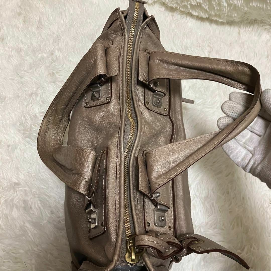 Chloe 牛革 ハンドバッグ トートバッグ レザー ベルト 金具 ベージュ