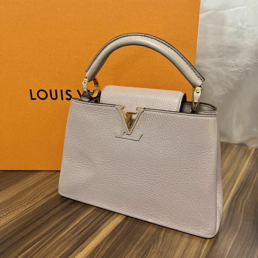 LOUIS VUITTON(ルイヴィトン)の⭐️美品⭐️ルイヴィトン バッグ カプシーヌBB M94634 レディースのバッグ(ハンドバッグ)の商品写真