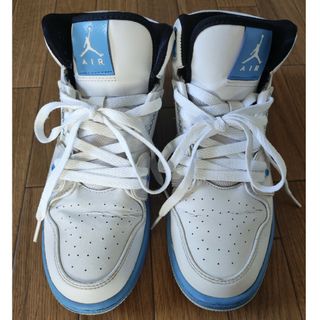 ジョーダン(Jordan Brand（NIKE）)のNIKE JORDAN スニーカー  USサイズ6Y(スニーカー)