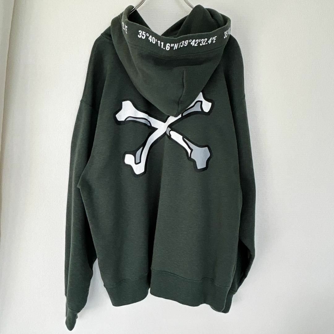 W)taps(ダブルタップス)のWTAPS 22AW X3.0 HOODY クロスボーンフーディ02 メンズのトップス(パーカー)の商品写真