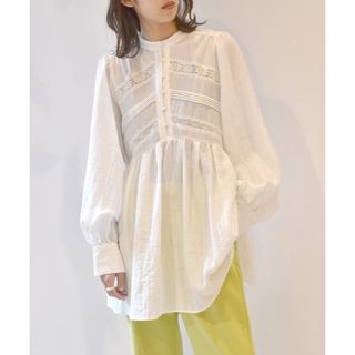 ダブルクローゼット(w closet)のw closet レース切替ホワイトチュニックブラウス(シャツ/ブラウス(長袖/七分))