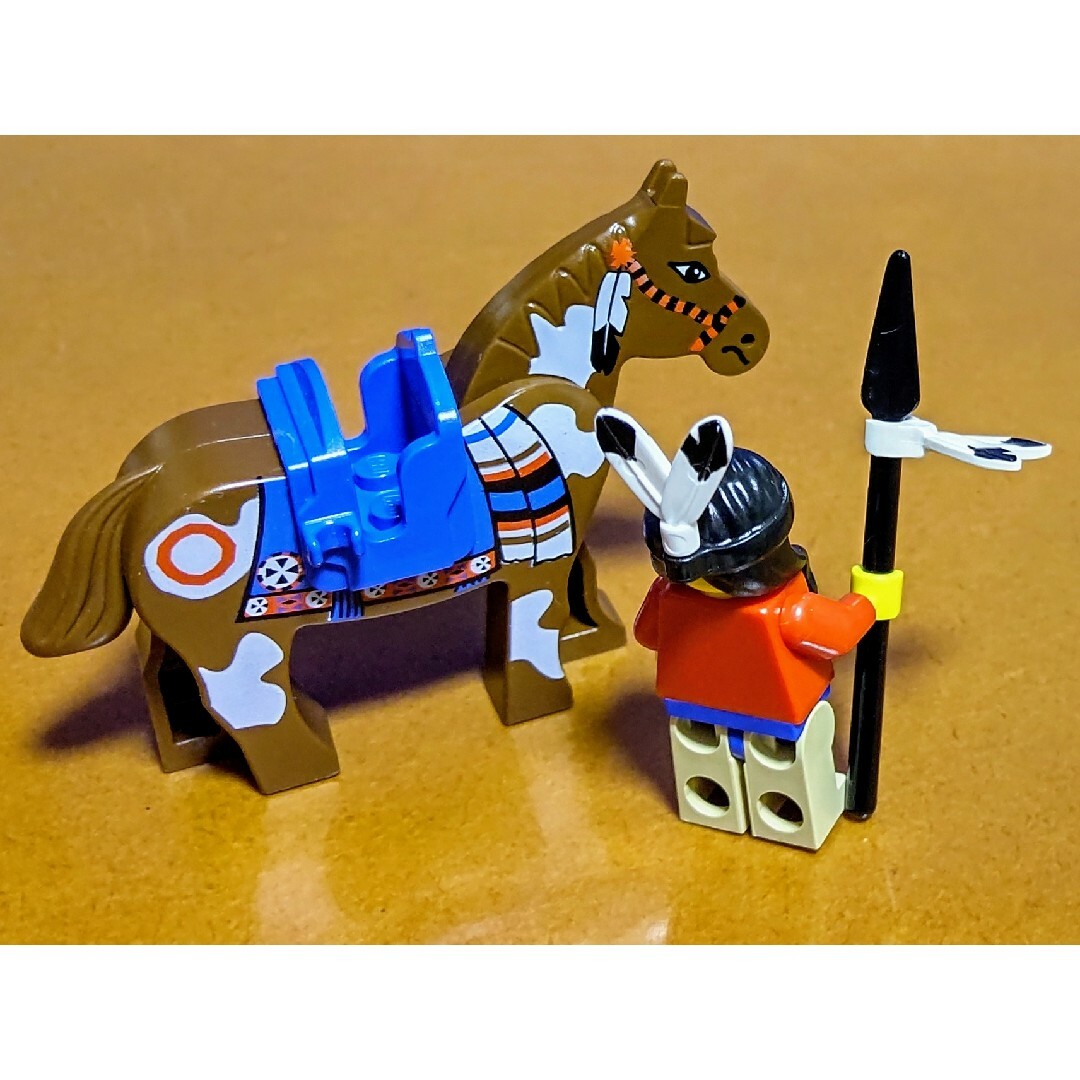 Lego(レゴ)のレゴ★ウエスタン クラッシックミニフィグ 西部 インディアン＆馬B 美品 激レア エンタメ/ホビーのおもちゃ/ぬいぐるみ(キャラクターグッズ)の商品写真