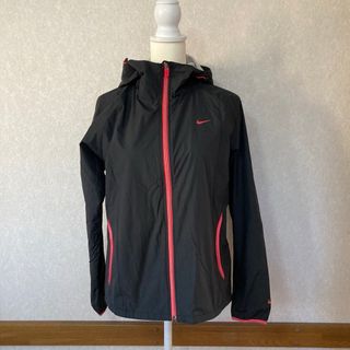 ナイキ(NIKE)の美品　NIKE ウィンドブレーカー　黒　大きいサイズ(ナイロンジャケット)