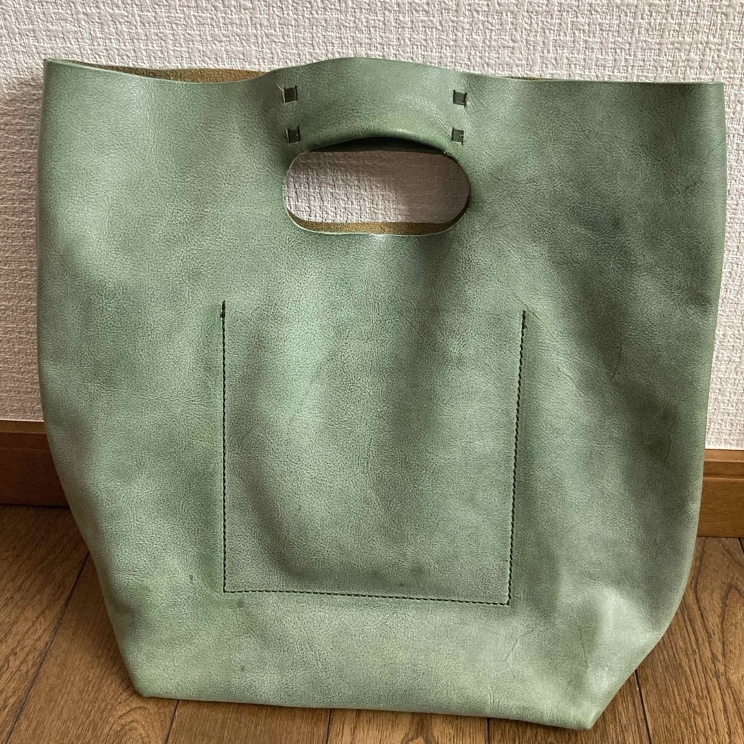 最終値下げ　美品　シビラ　レザーバッグ