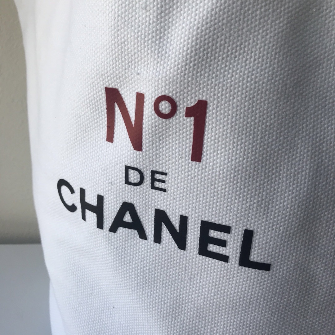 CHANEL(シャネル)のCHANEL ノベルティ バケットバッグ　トート バッグ  エンタメ/ホビーのコレクション(ノベルティグッズ)の商品写真