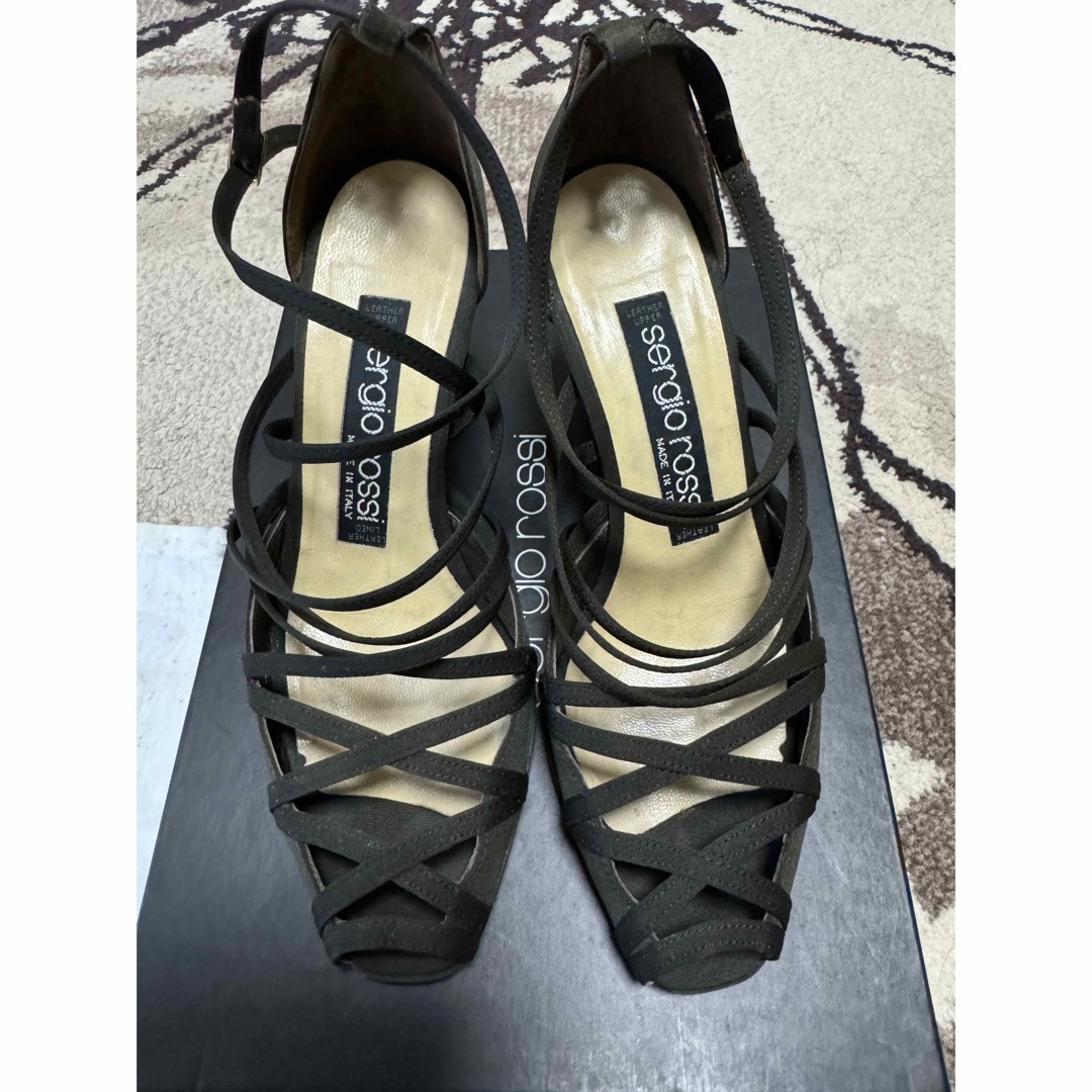 SERGIO ROSSI ブラウンパンプス レディースの靴/シューズ(ハイヒール/パンプス)の商品写真