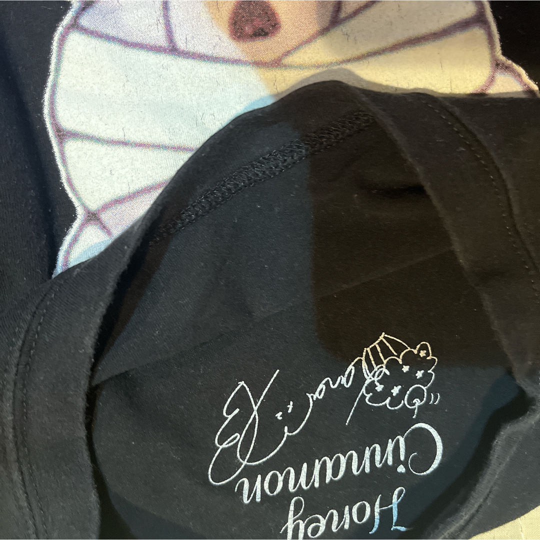 Honey Cinnamon(ハニーシナモン)のハニーシナモン ハニシナ 目隠しくまTシャツ 木崎ゆりあ着用  黒 レディースのトップス(Tシャツ(半袖/袖なし))の商品写真
