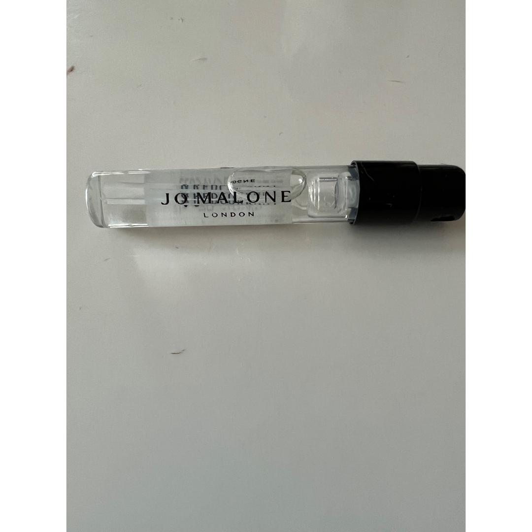 Jo Malone(ジョーマローン)のジョーマローン　グリーンアーモンド&レッドカラント コスメ/美容の香水(ユニセックス)の商品写真