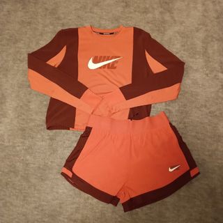 ナイキ(NIKE)の早いもの勝ち！ナイキ　レディース　セットアップ　新品正規品(トレーニング用品)