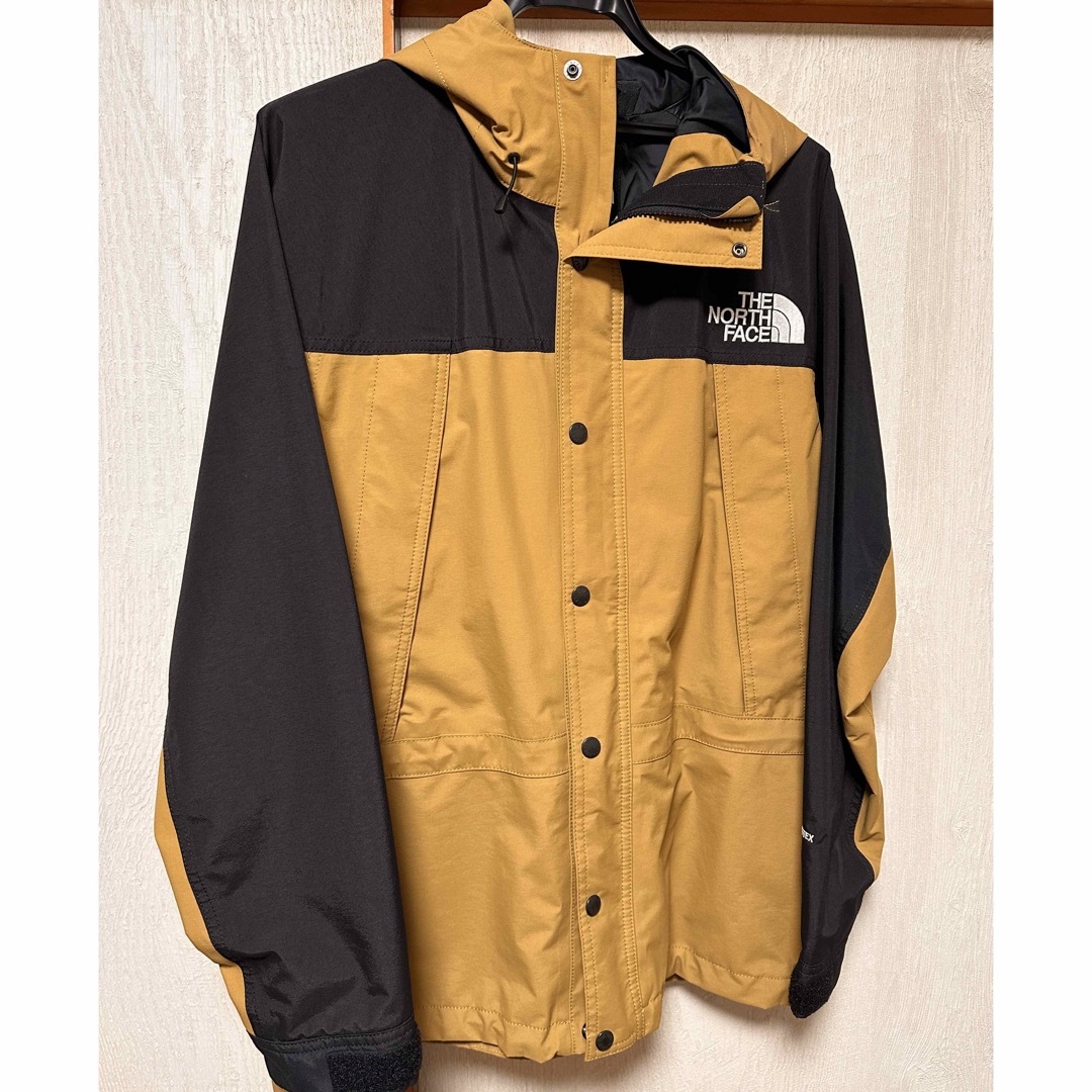 THE NORTH FACE(ザノースフェイス)のノースフェイス　マウンテンライトジャケット  メンズのジャケット/アウター(マウンテンパーカー)の商品写真