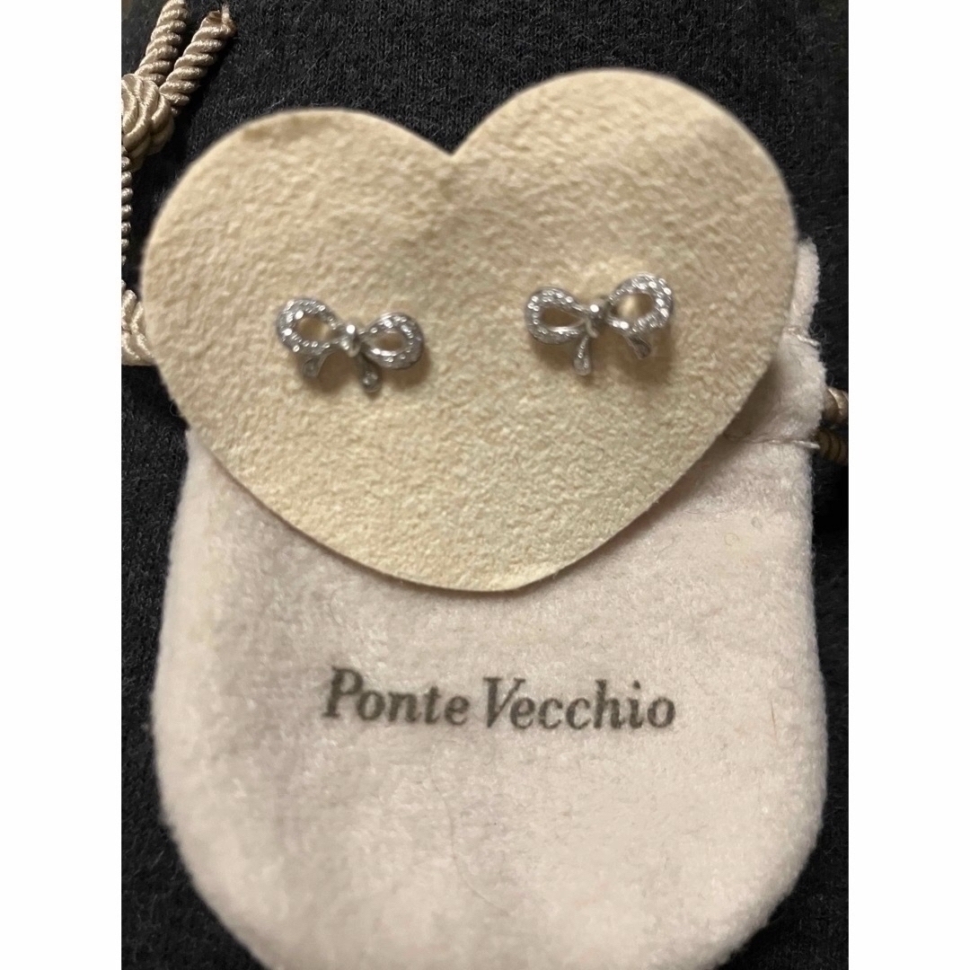 PonteVecchio(ポンテヴェキオ)の美品　ポンテヴェキオ　ダイヤ💎リボン　ピアス レディースのアクセサリー(ピアス)の商品写真