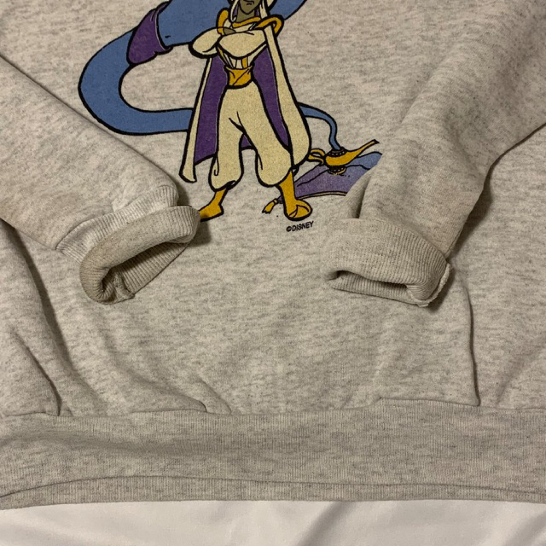 Disney【ディズニー】アラジン 90s トレーナー