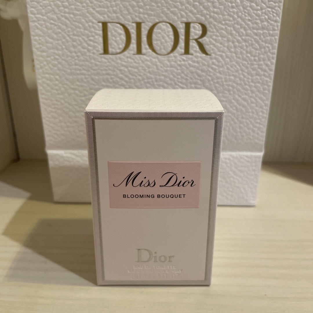 Dior(ディオール)のミス  ディオールの香水 ブルーミングブーケ コスメ/美容の香水(香水(女性用))の商品写真
