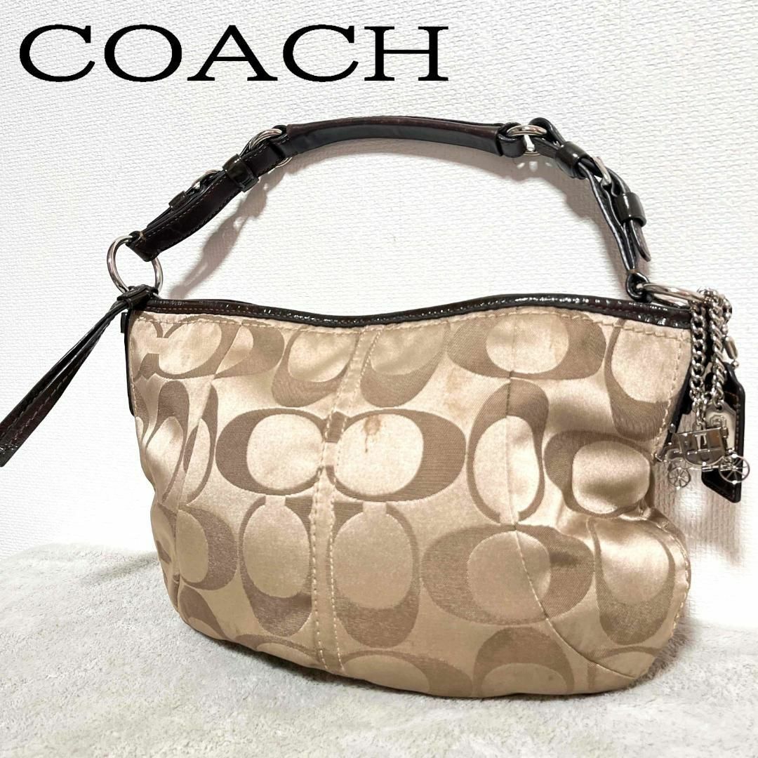 COACH(コーチ)の美品✨COACHコーチショルダーバッグハンドバッグシャンパンゴールドシグネチャー レディースのバッグ(ショルダーバッグ)の商品写真