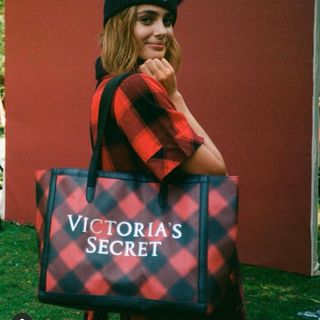 ヴィクトリアズシークレット(Victoria's Secret)のVictoria'ssecretヴィクトリアシークレットトートバッグチェック柄(トートバッグ)