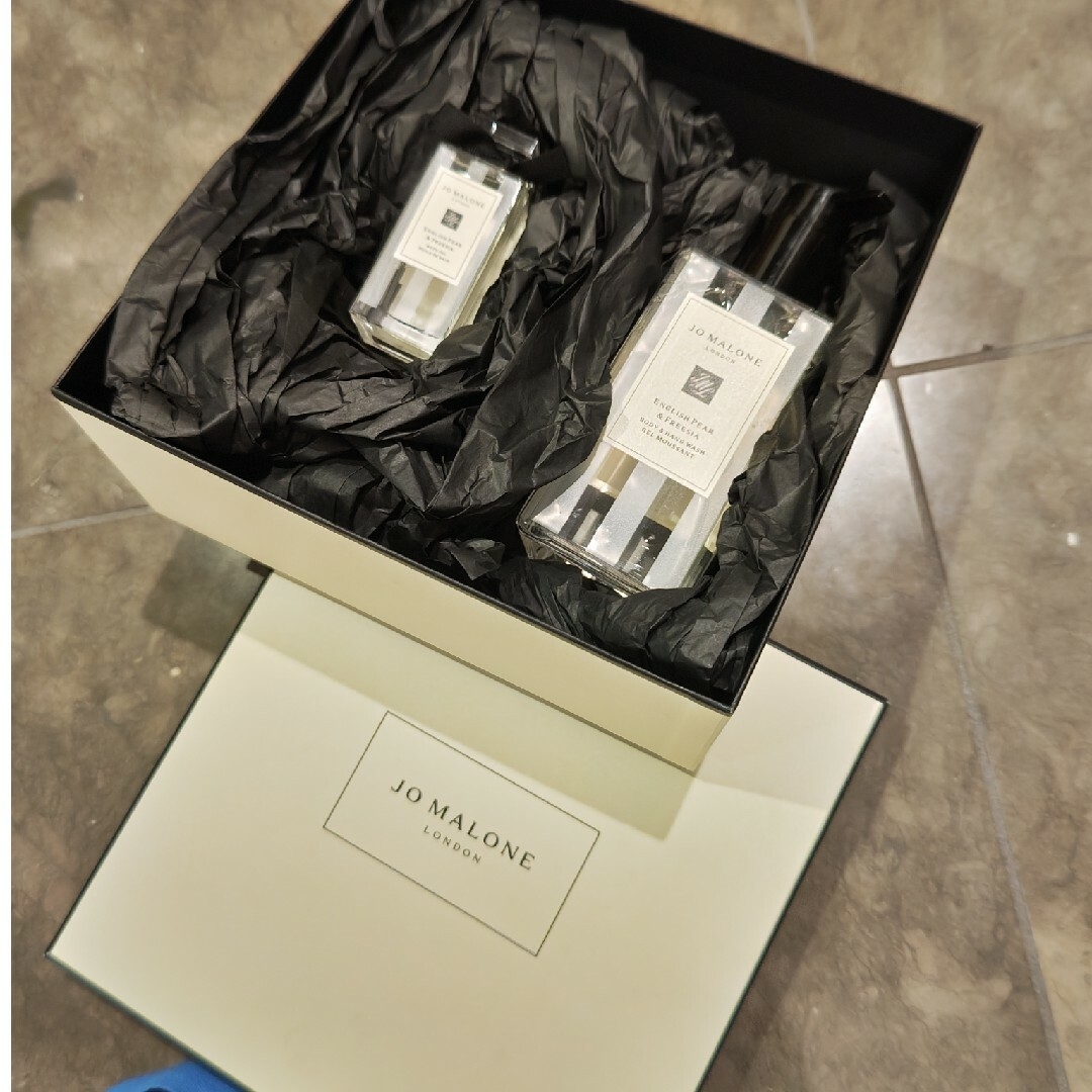 Jo Malone(ジョーマローン)のJo Malone LONDON バス オイル ＆ボディ ハンドウォッシュ コスメ/美容のボディケア(入浴剤/バスソルト)の商品写真