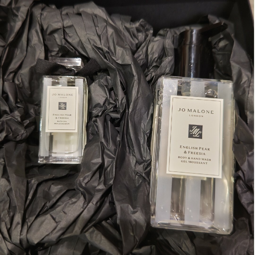 Jo Malone(ジョーマローン)のJo Malone LONDON バス オイル ＆ボディ ハンドウォッシュ コスメ/美容のボディケア(入浴剤/バスソルト)の商品写真