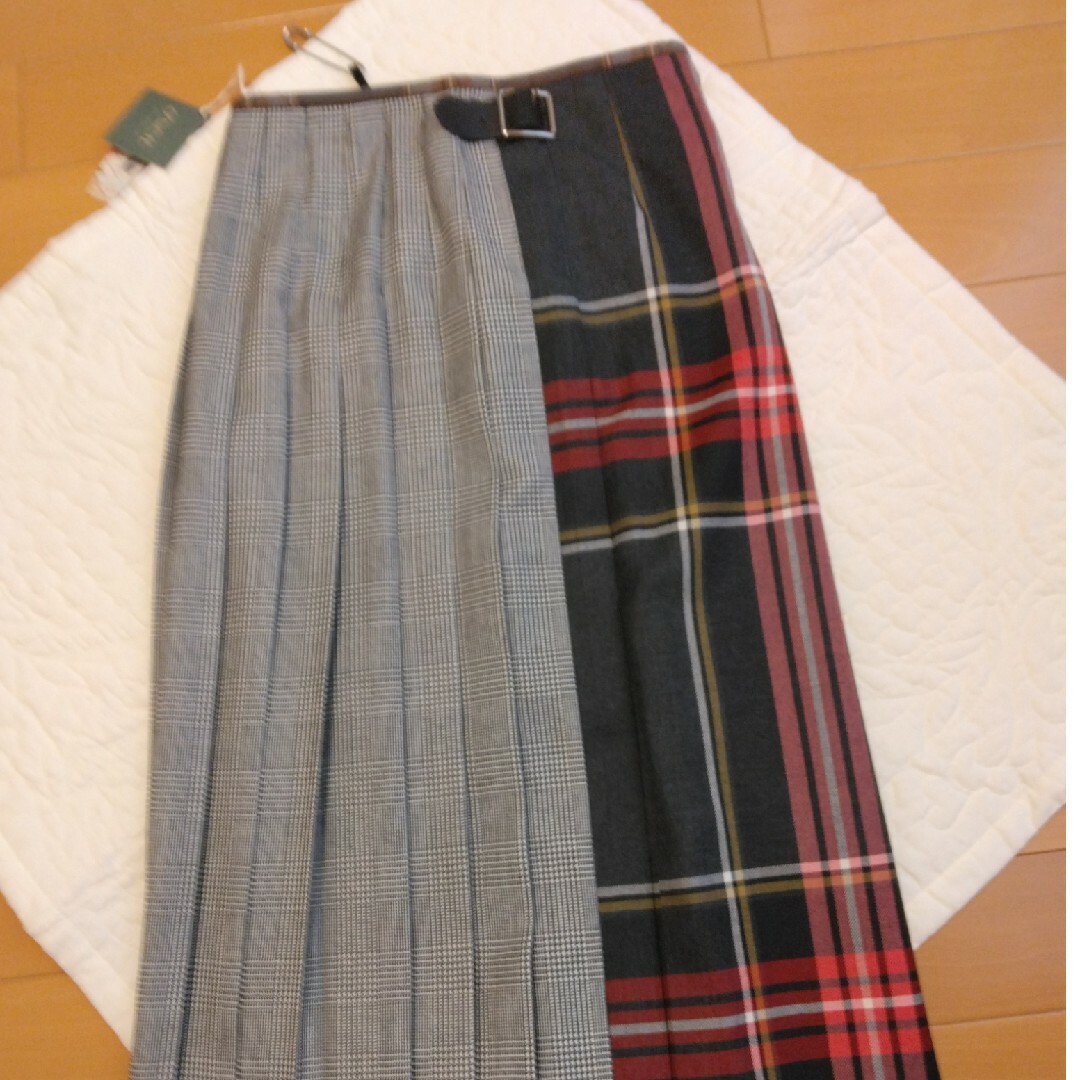 O'NEIL of DUBLIN(オニールオブダブリン)のタグ付き新品｢O'NEILL OF DUBLIN｣パッチワークキルトスカート レディースのスカート(ロングスカート)の商品写真
