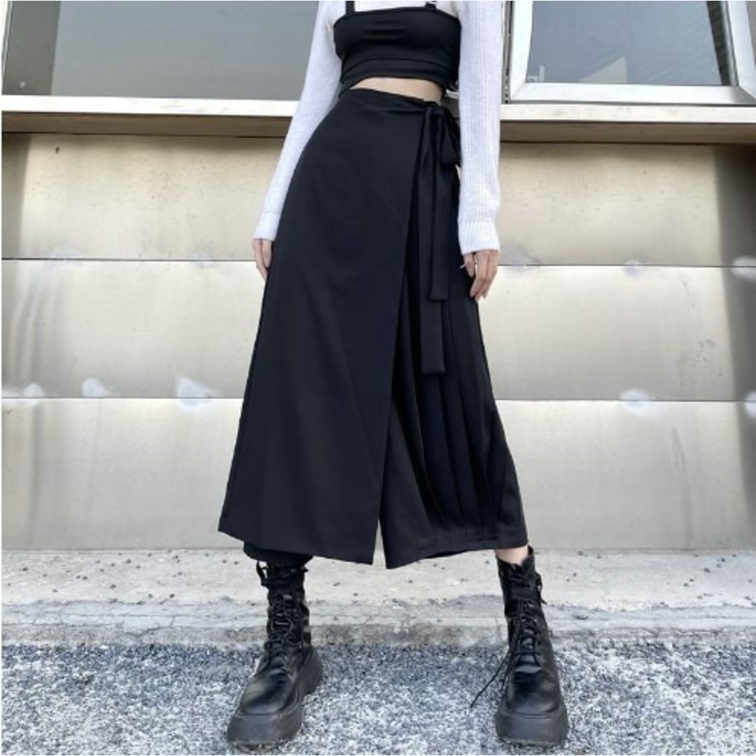 【爆売中♪】XLサイズ　スカート　パンツ　スカンツ　黒　ユニセックス　レディース レディースのスカート(ロングスカート)の商品写真