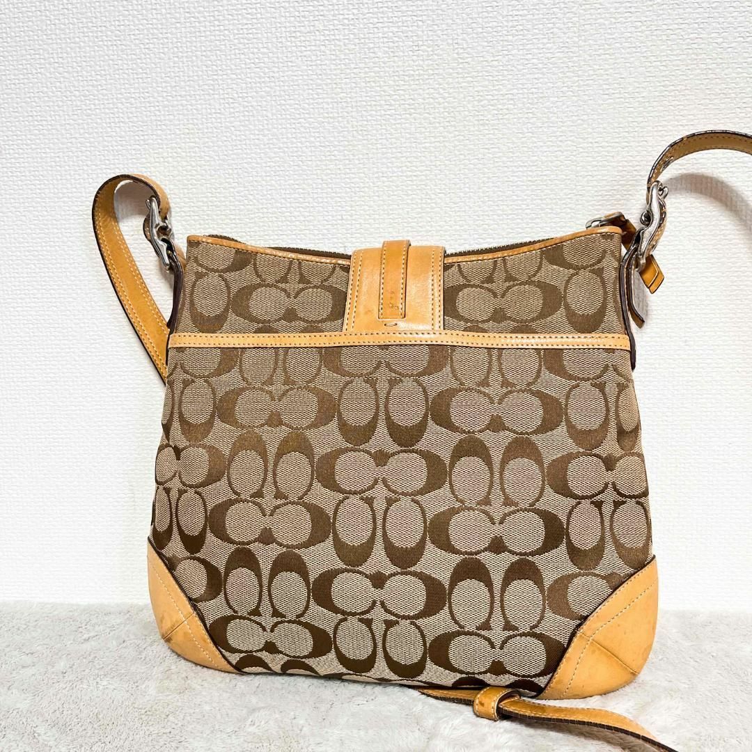 美品✨COACHコーチショルダーバッグハンドバッグブラウン茶シグネチャー総柄